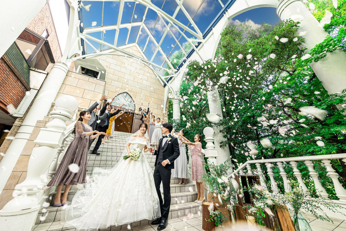 全天候型の当館なら季節は関係なし！涼しい室内で快適な結婚式がこんなにお得に叶う♪※お日にちや人数によって特典内容に変動がございます。